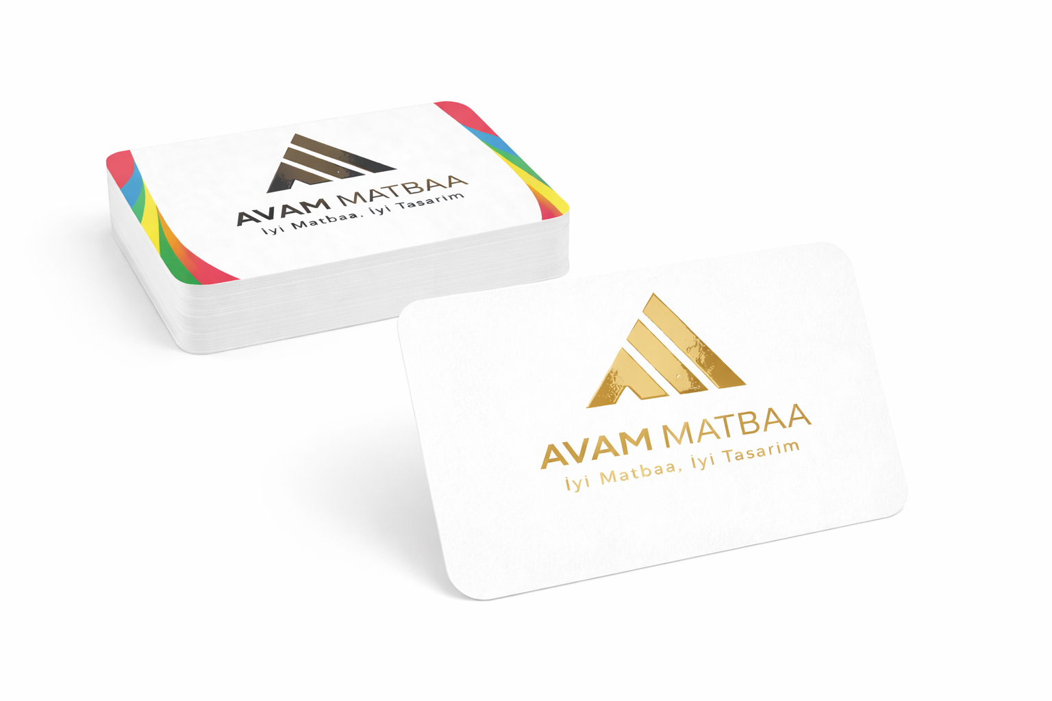 350 gr kuşe kağıda tek yüz renkli baskılı, çift taraf altın yaldızlı ve mat selefon kaplamalı oval kesimli premium kartvizit